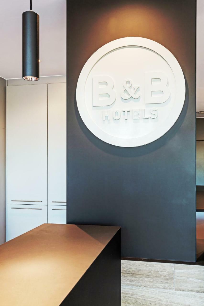 B&B Hotel Oviedo Viella  エクステリア 写真